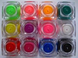 Набор цветных гелей Neon EzFlow Цветные гели для наращивания ногтей EzFlowГели ярко-неонового цвета.В упаковке 12 шт.Объем: 8 мл. (0.25 OZ)